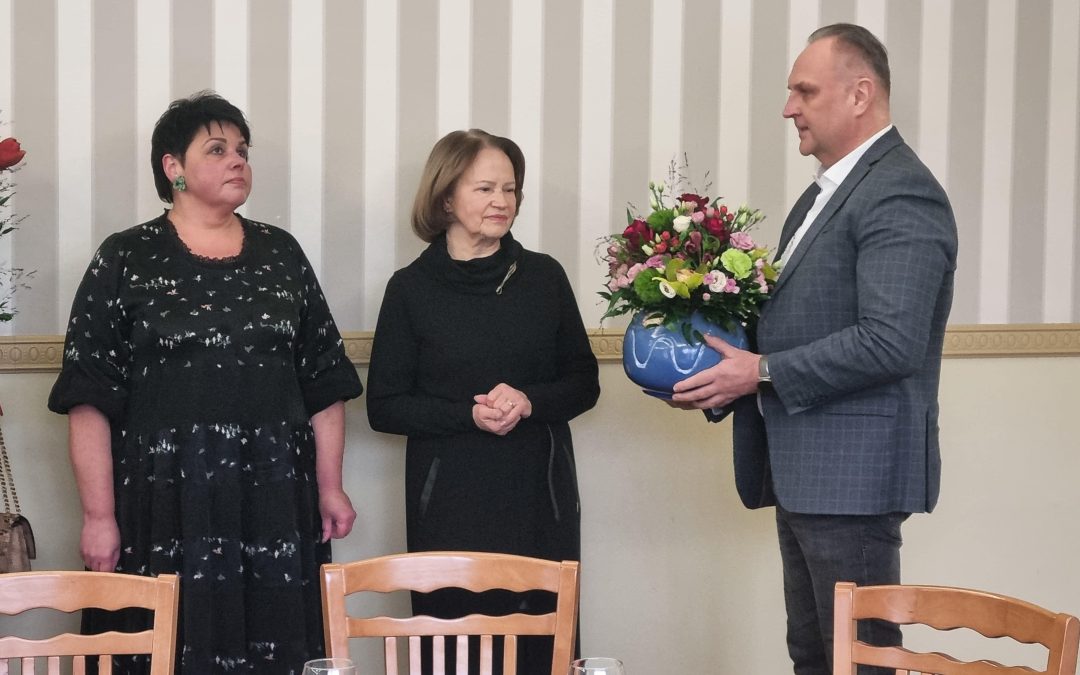 Palydėjimas į naują gyvenimo etapą